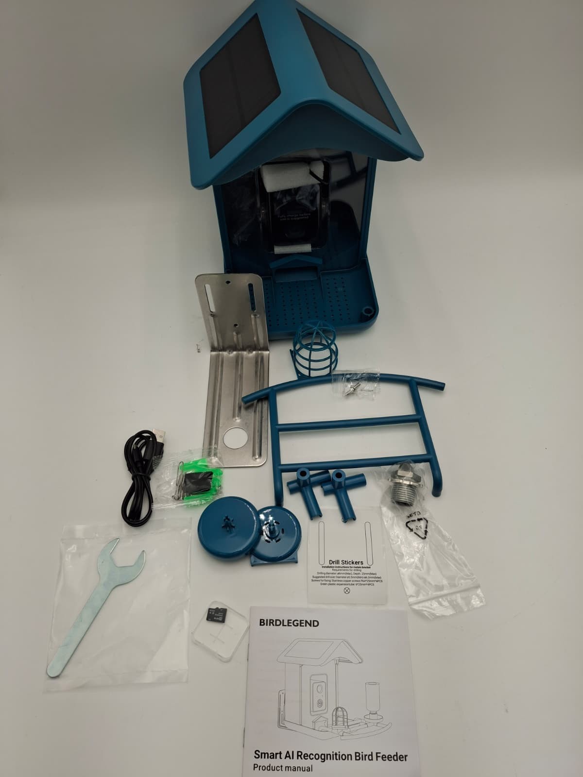 Smart AI Bird Feeder, Camera Solar Powered, HD Camera Auto Capture Bird