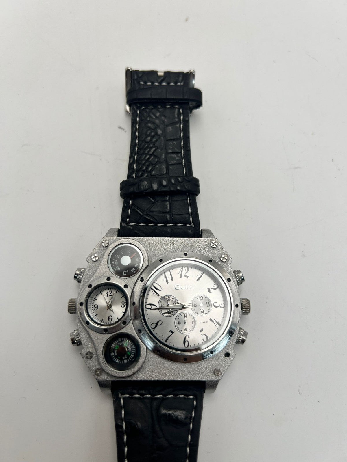 Avaner Mens Big Face Dual Time Zone Leather Strap Sport Watch