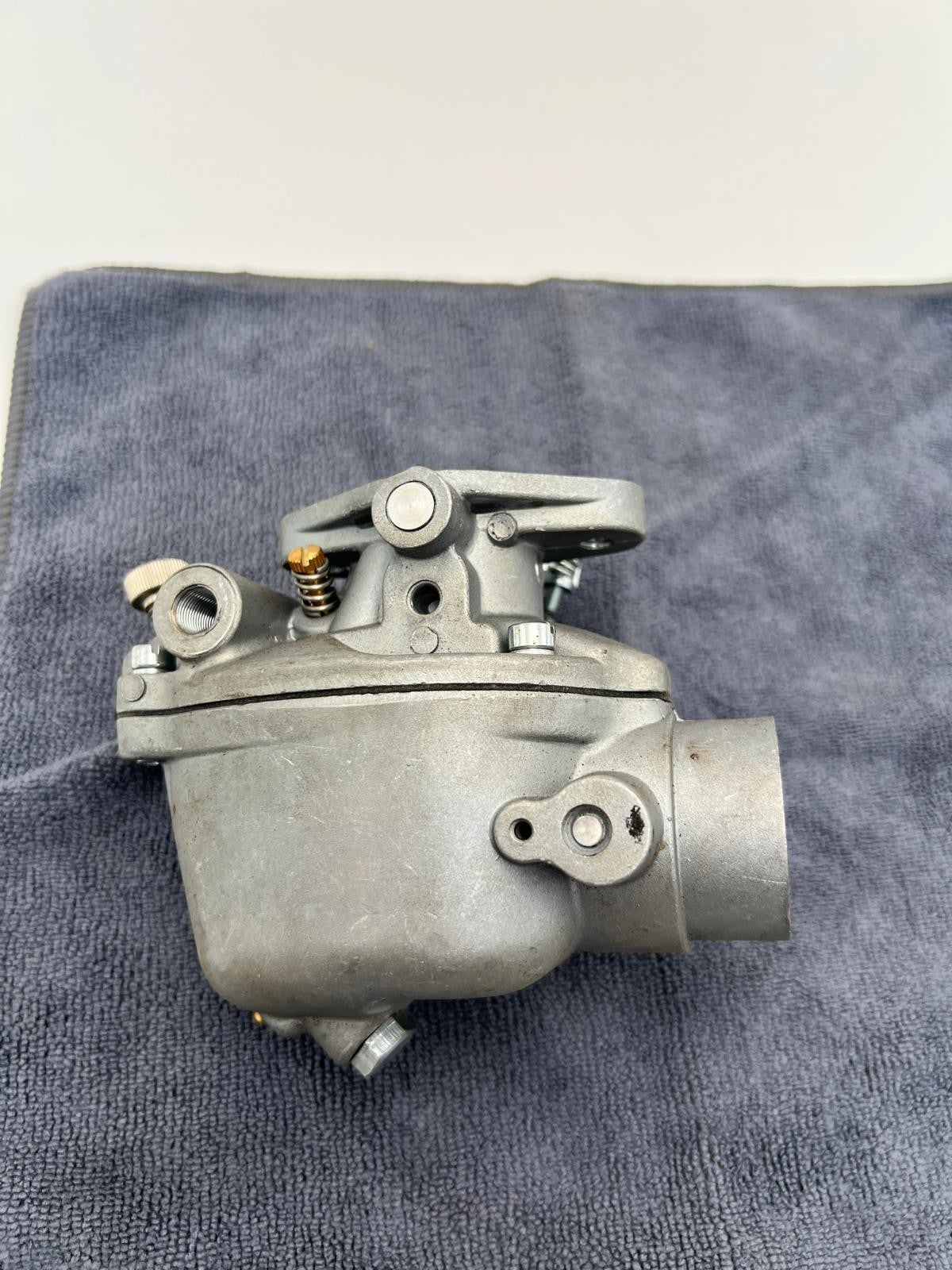 Carburetor Fits Ford Tractors Jubilee tsx428 Marvel Schebler