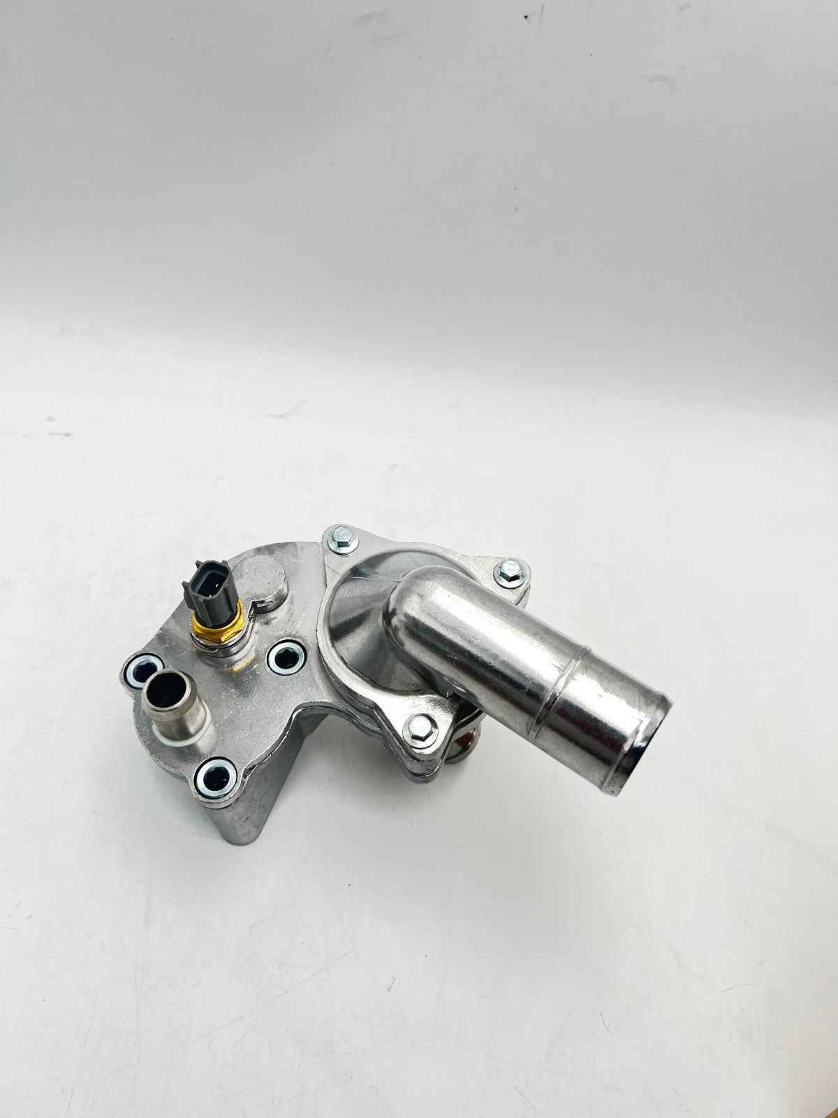 Upgrade Aluminum Thermostat Housing Assembly.(1PCS) Replaces Part # 5R3Z-8592-BA