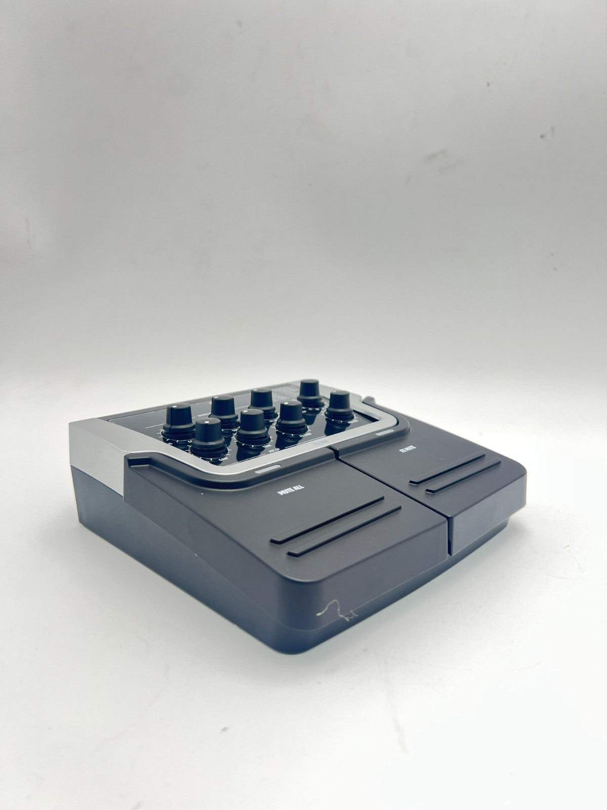 LD Systems FX 300 2-Channel Pedal with 16 Digital Effects