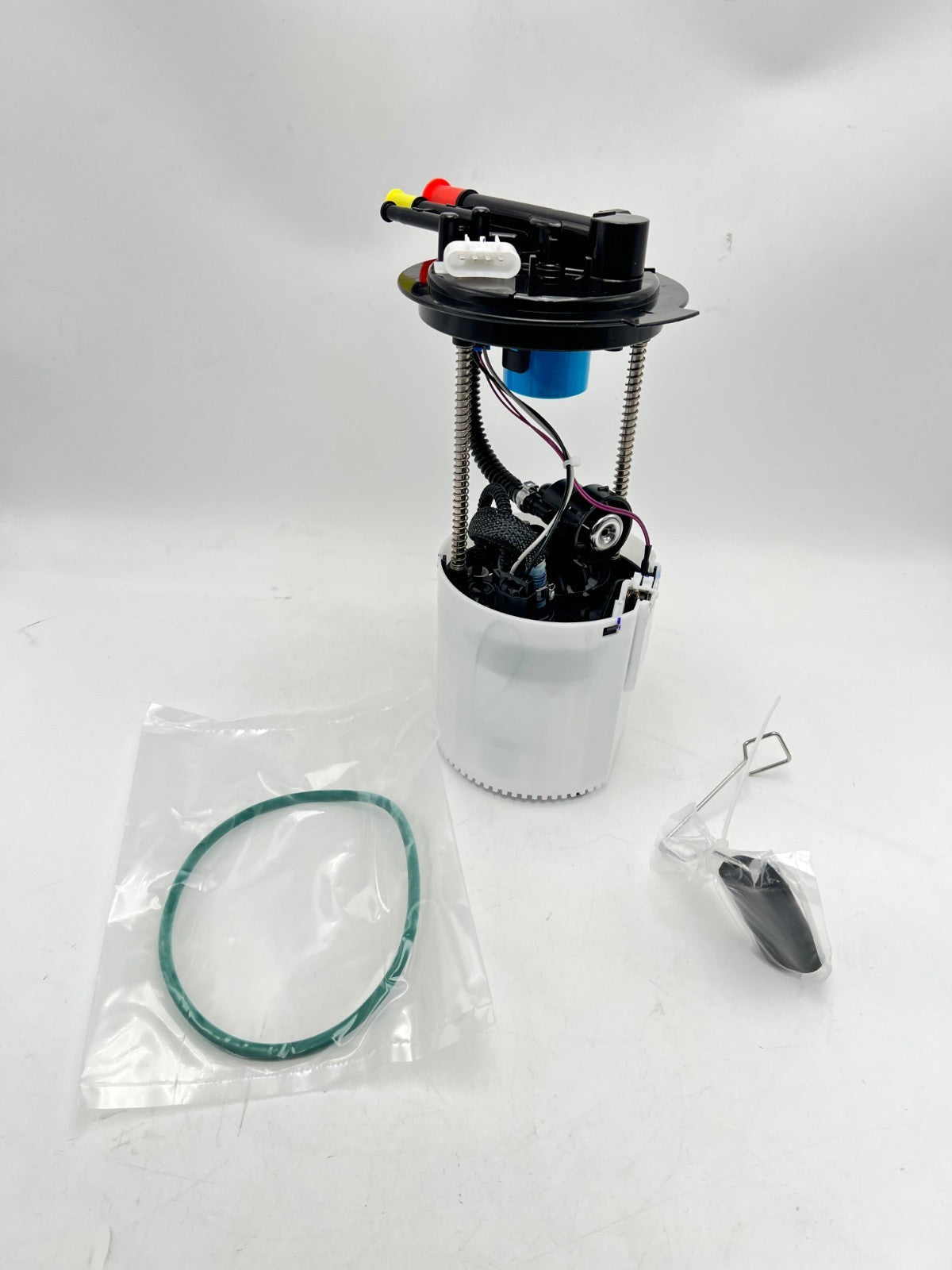 Fuel Pump Assembly Fit for Impala 2007-2008 3.5L, Grand Prix 2007-2008 3.8L, Mo