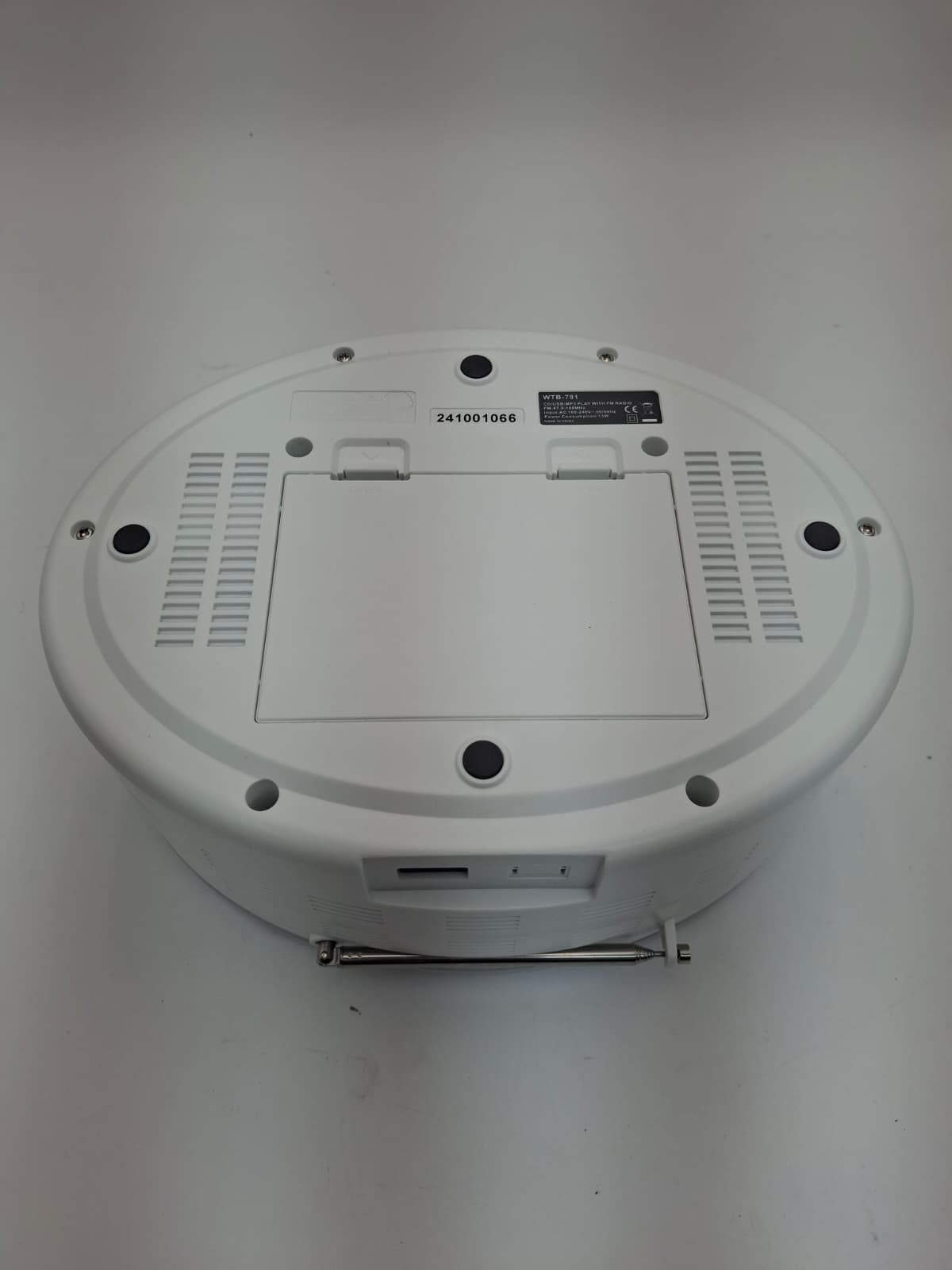 Silver Boombox Bluetooth CD Player FM Radio Portable WTB-791 with USB AUX