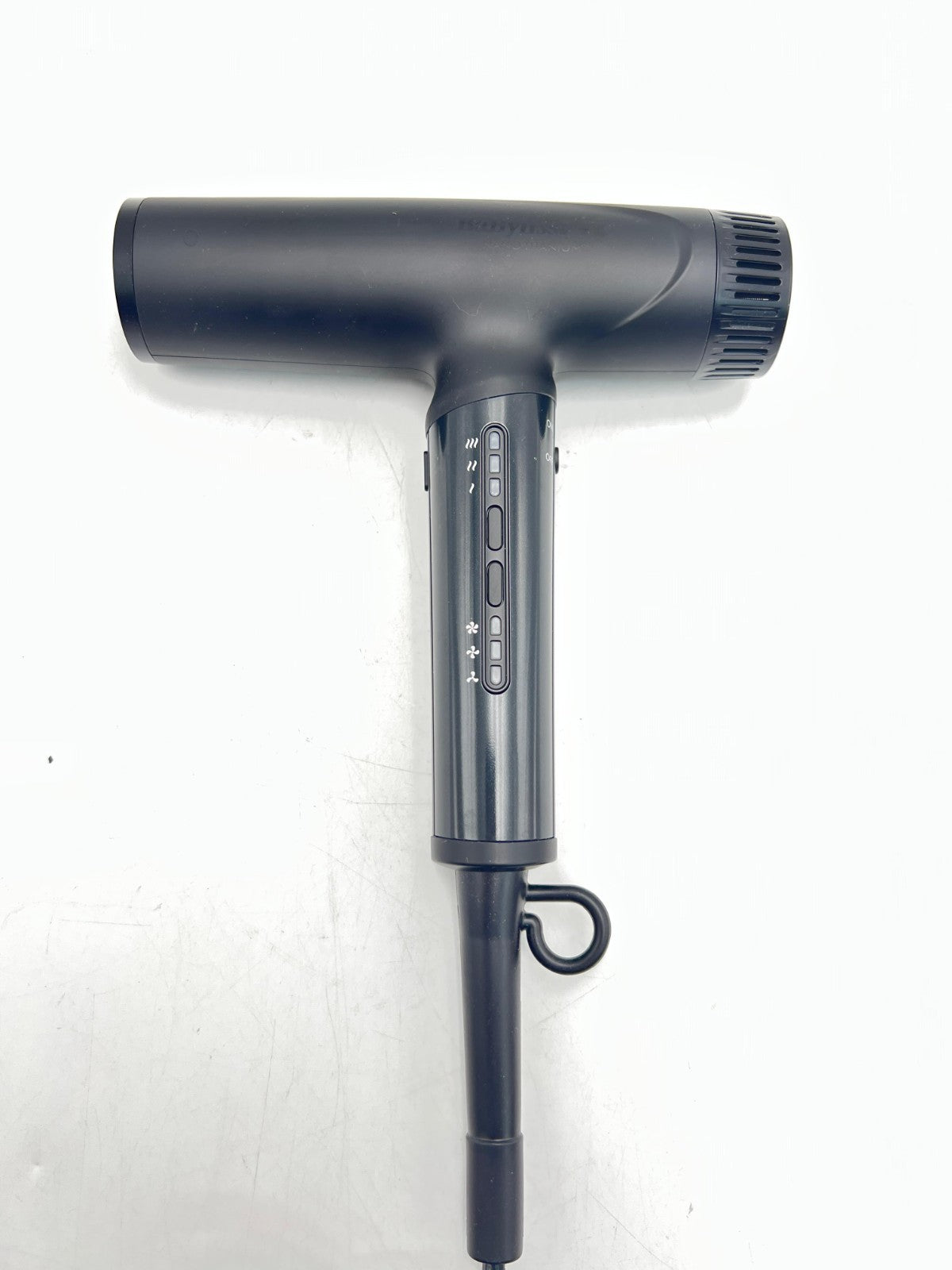 BABAYLISS PRO NANO TITANIUM Professional Nano Light Ionic Dual-Voltage Lightweig