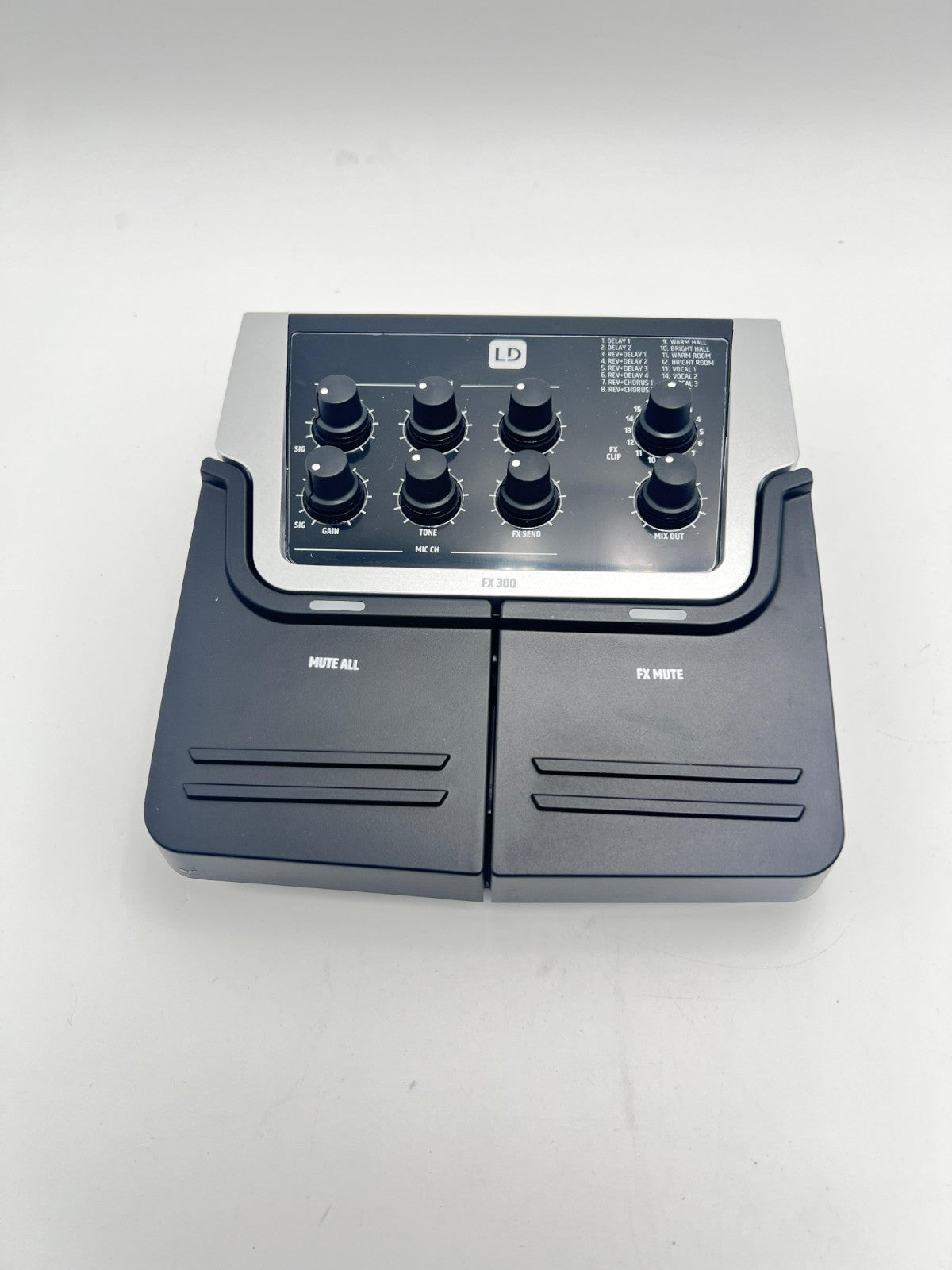 LD Systems FX 300 2-Channel Pedal with 16 Digital Effects