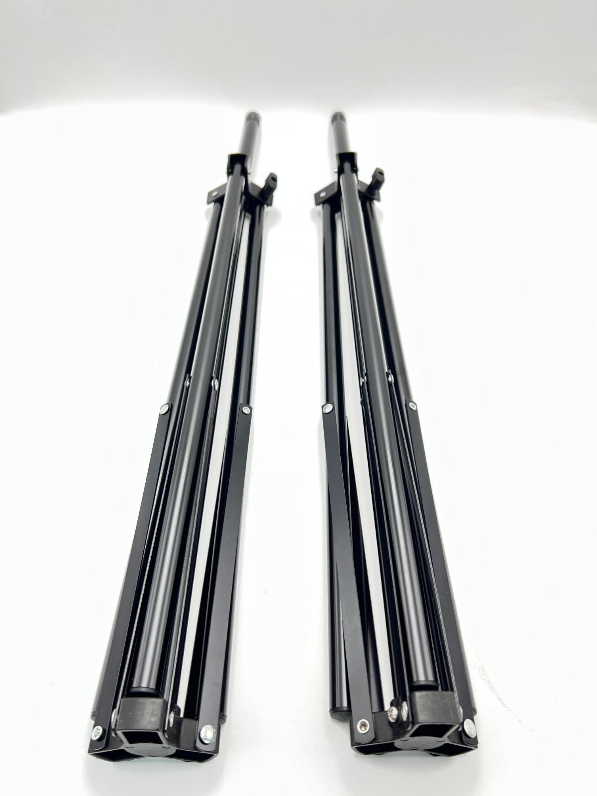 DOUBLE TRIODSCREEN 120INCH 16:9 ELASTIC POLYESTER 1 PCS 80*16.5*12CM