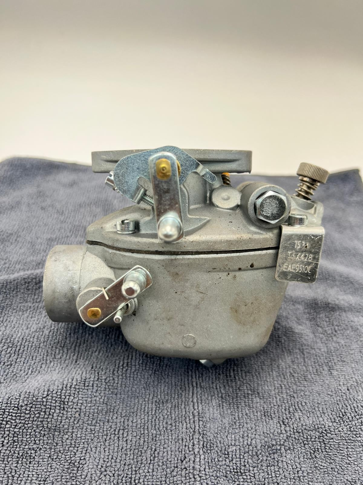 Carburetor Fits Ford Tractors Jubilee tsx428 Marvel Schebler