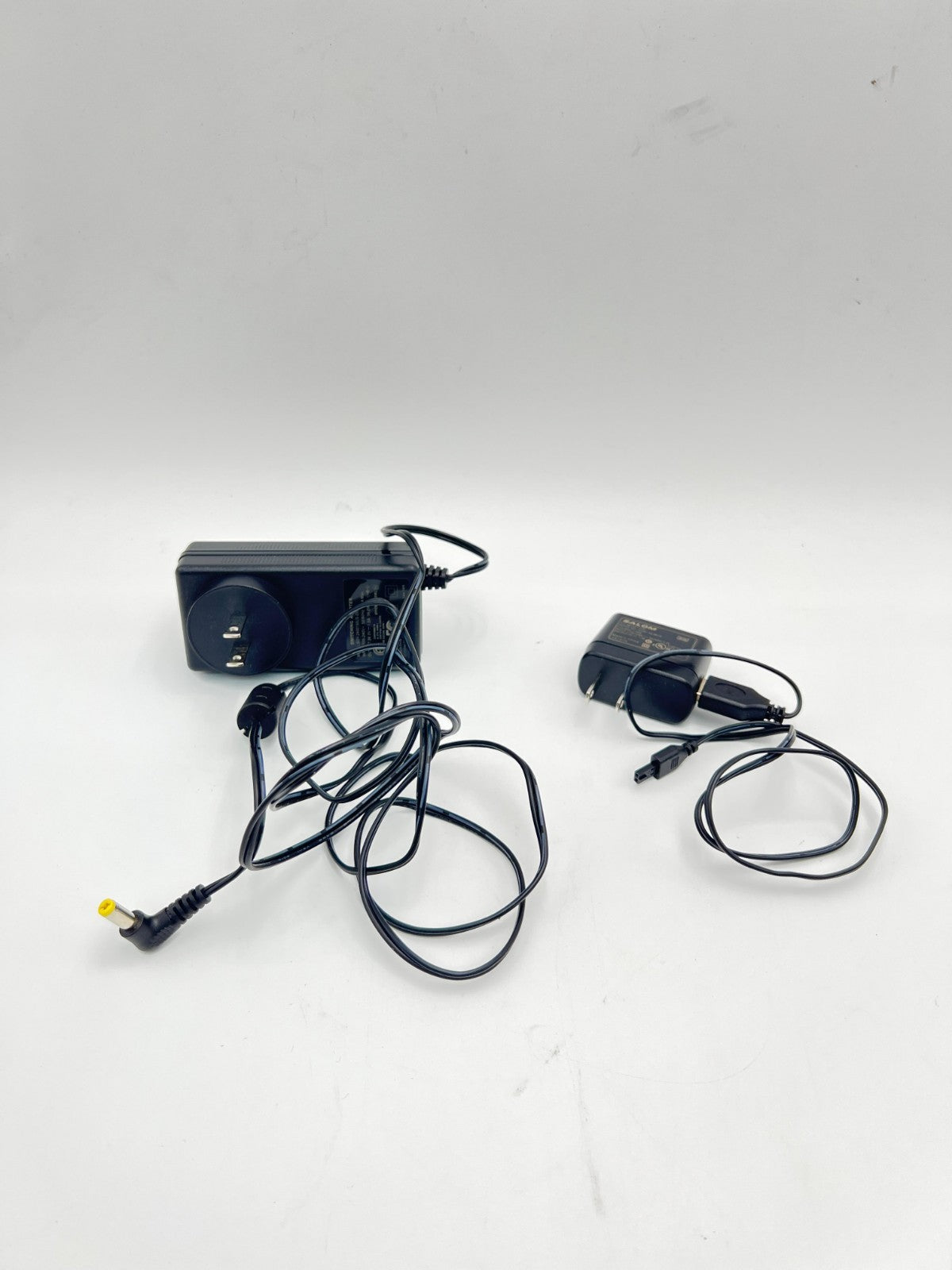 PetSafe Stay & Play Compact Wireless Dog Fence Transmitter No Collar PIF00-12917