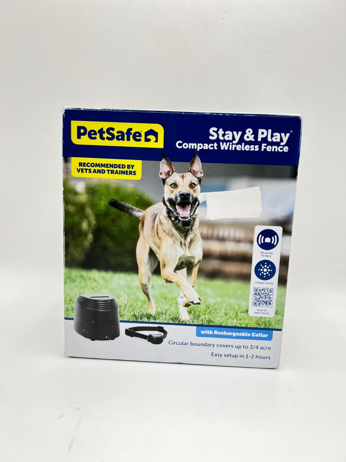 PetSafe Stay & Play Compact Wireless Dog Fence Transmitter No Collar PIF00-12917
