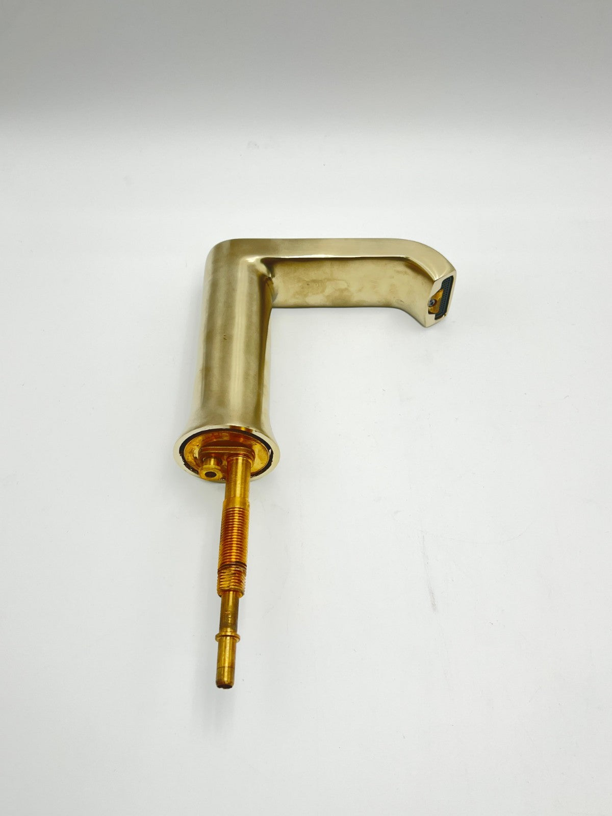 MOEN FAUCET T6708 CHROME WITH 69000  2 HANDEL WIDESPREAD LAVATORY VALVE