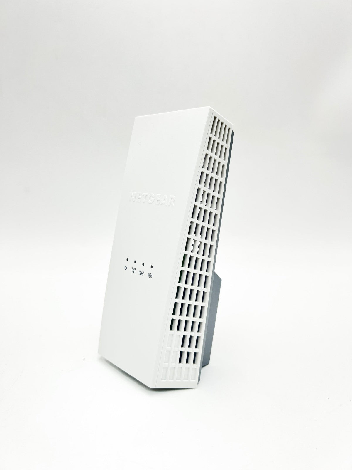 NETGEAR WiFi Mesh Range Extender (EX6400) - Add up to 2,100 sq. ft., 35 Devices