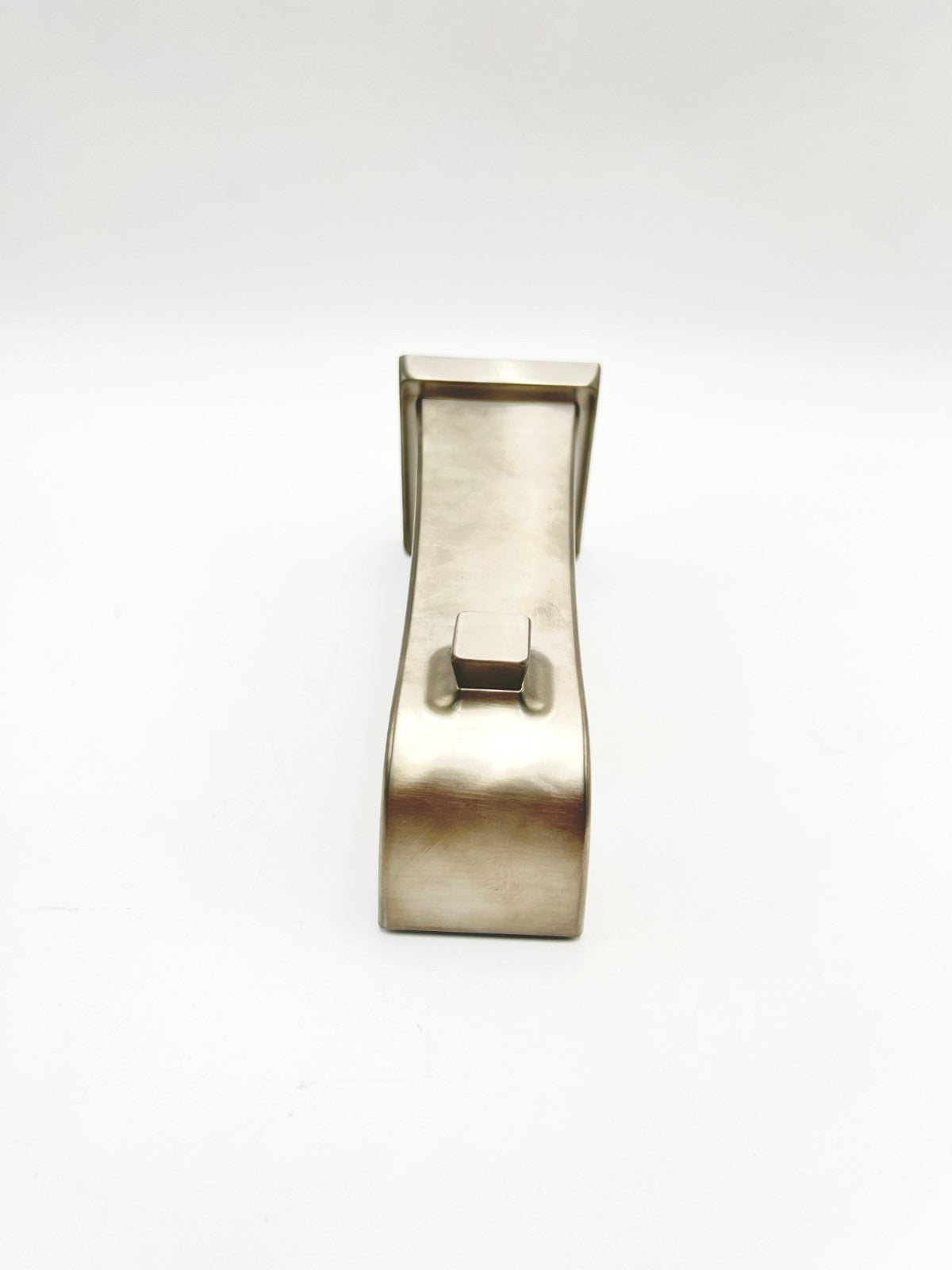 DELTA BN BATHTUB SPOUT ( THAT'S THE ONLY PART WE HAVE )