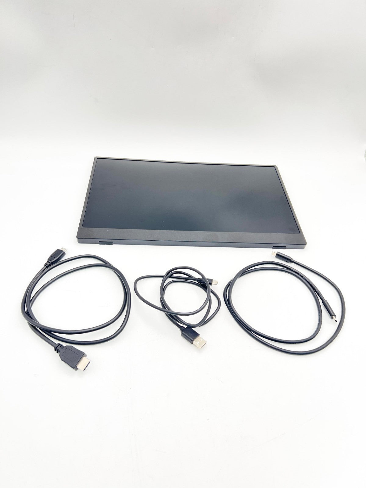 PTABLE MONITOR 15.6 INCH, IPS PANEL, HDMI, USB-C, SURROUND SPEAKERS,SUPPORT MULT