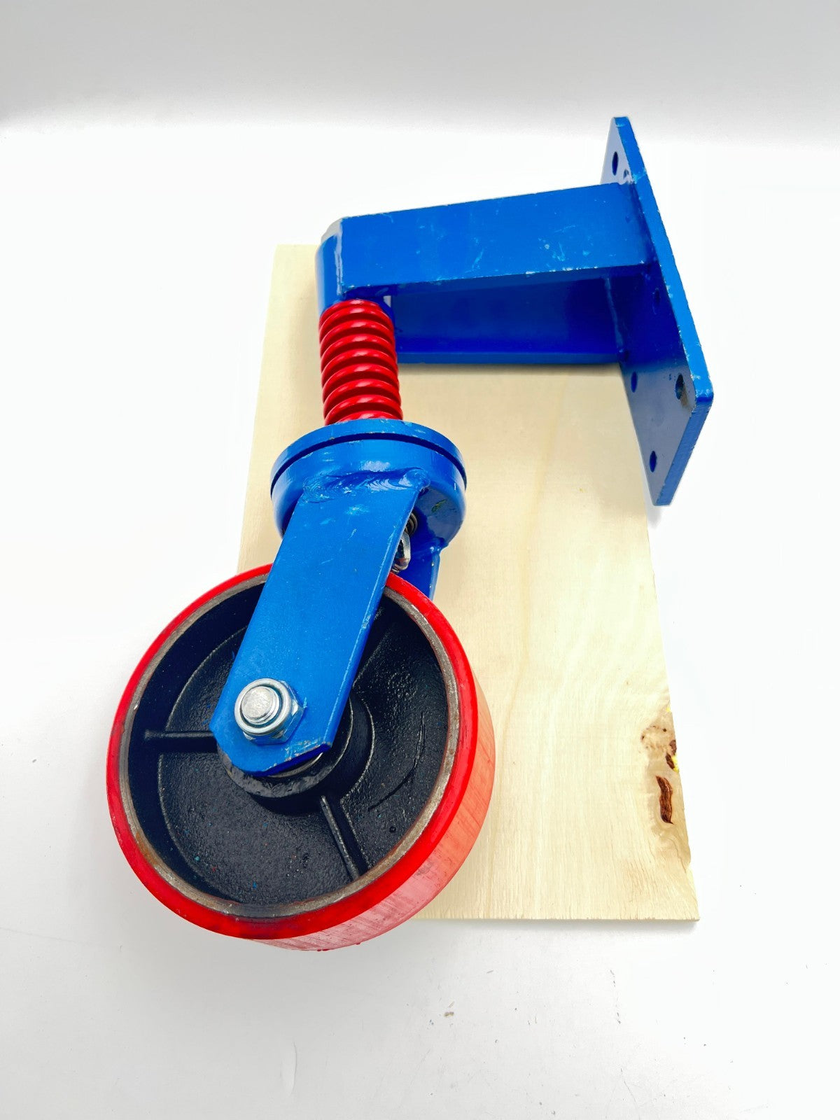 Heavy Duty Fence Gate Wheels 6 Inch for Metal Tube or Wood Gates 360 Degree Swiv