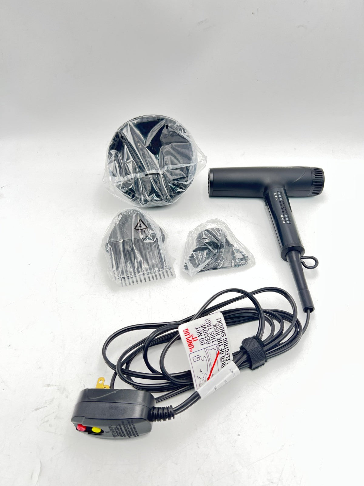 BABAYLISS PRO NANO TITANIUM Professional Nano Light Ionic Dual-Voltage Lightweig