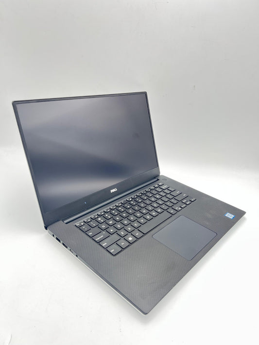 PRECISION 5520 Intel core I7-7820HQ @2.90GHZ 32GB 256GB SSD - 22N6U