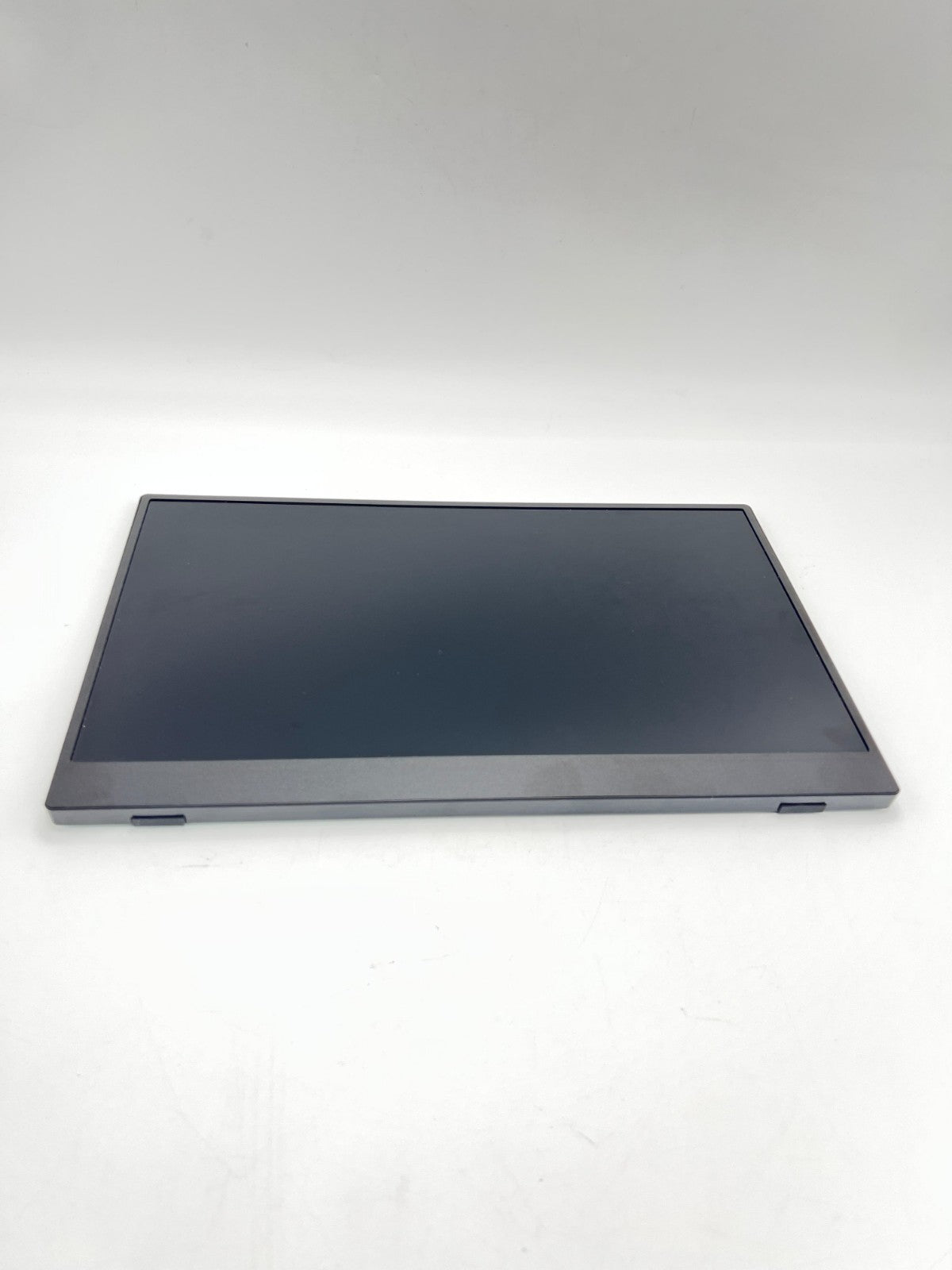 PTABLE MONITOR 15.6 INCH, IPS PANEL, HDMI, USB-C, SURROUND SPEAKERS,SUPPORT MULT