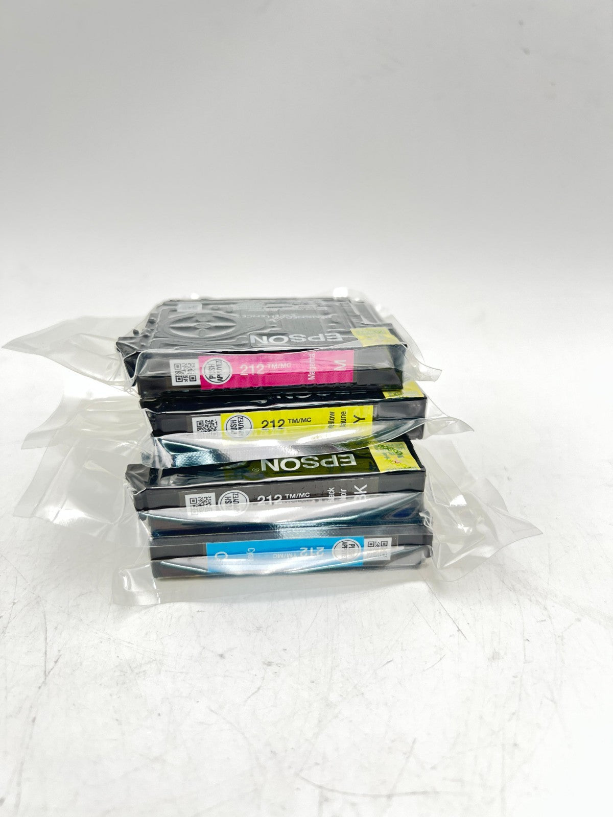 EPSON 212 Claria Ink Standard Capacity Black & Color Cartridge Combo Pack