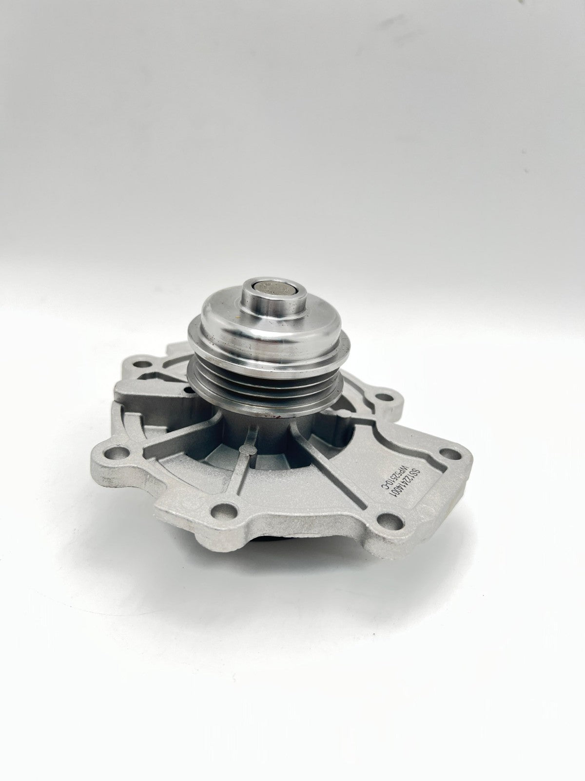 APREMIUM ENGINE WATER PUMP