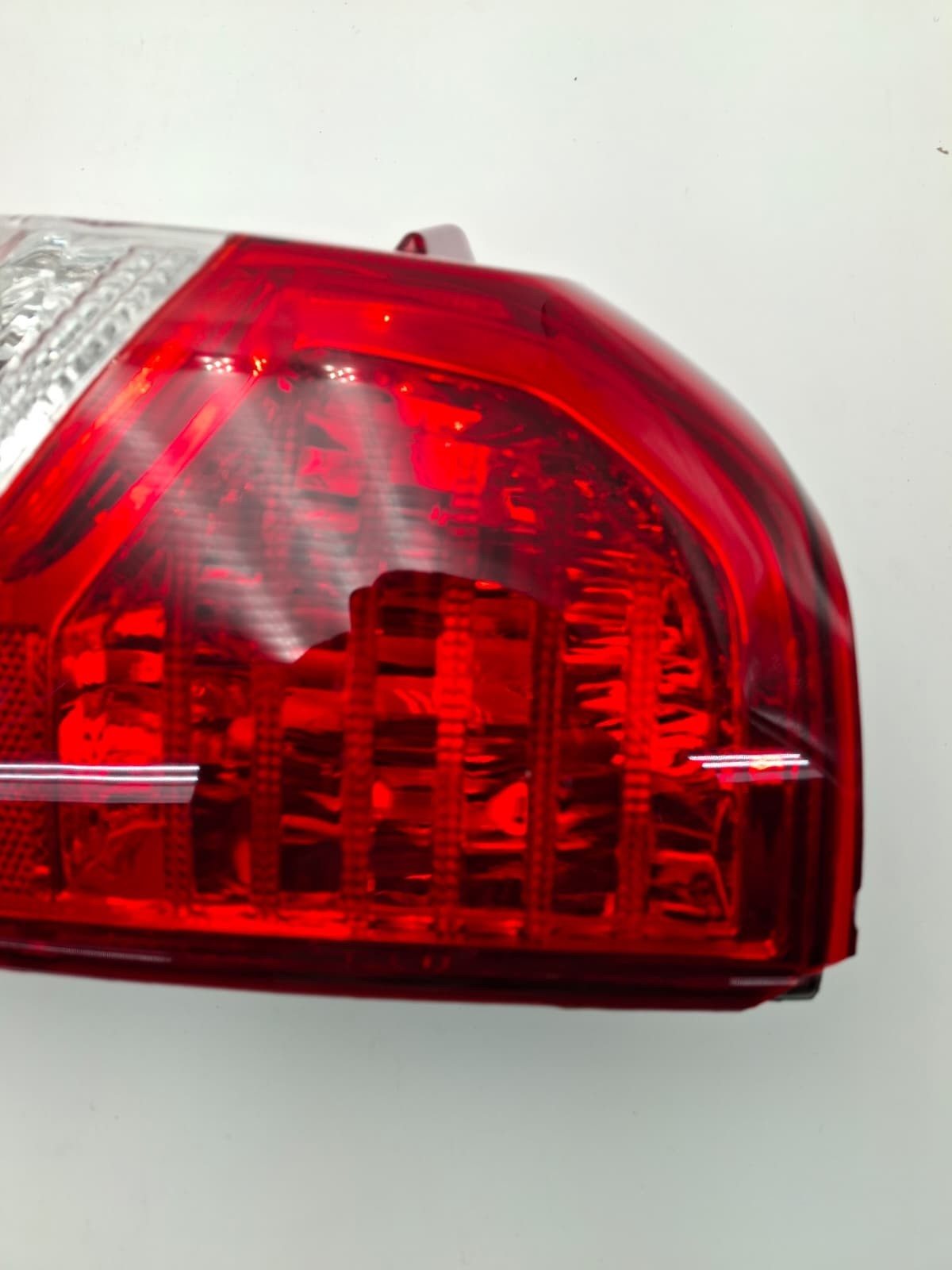 14-21 TUNDRA REAR TAIL LIGHT LEFT DRIVER SIDE REAR TOYOTA 81560-0C101