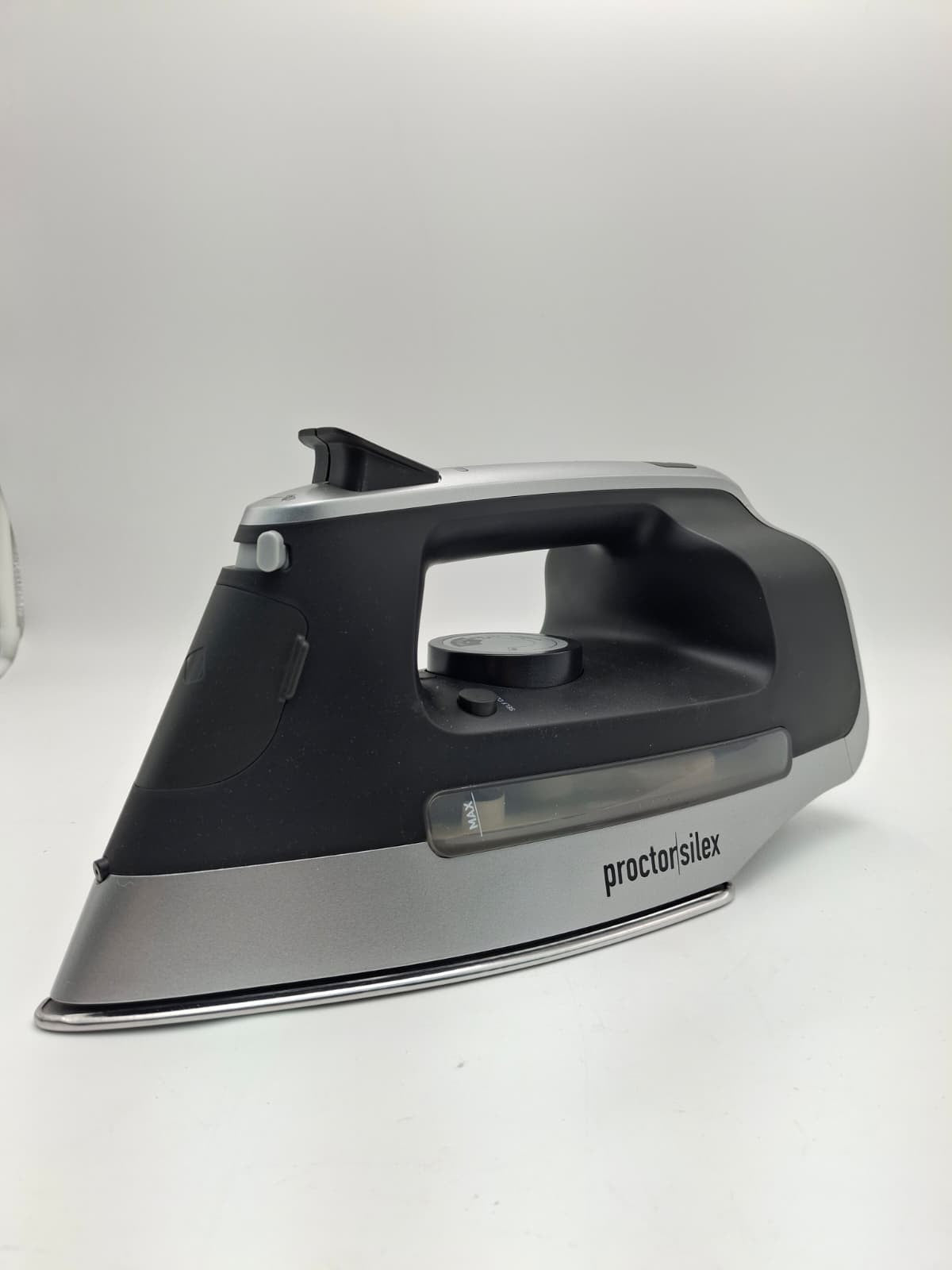 Proctor Silex 14250 Steam Iron with Retractable Cord