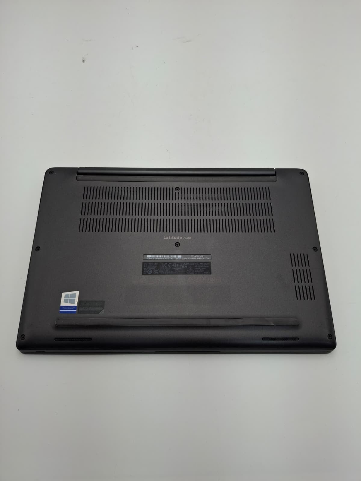 Dell Latitude 7300 Laptop Intel Core i5-8265U 1.6Gz 256GB SSD 8GB RAM W10-38Y2
