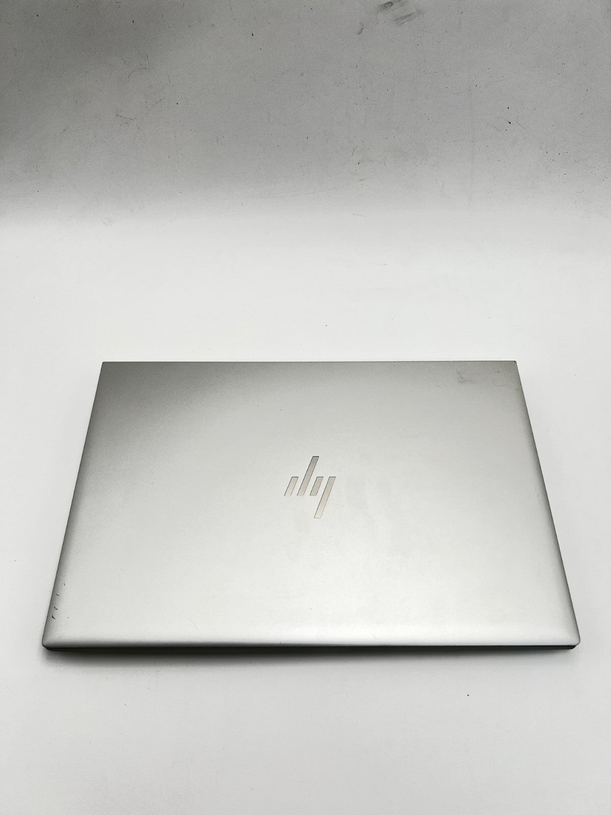 HP EliteBook 830 G7 13.3" Intel Core i5-10310U 16GB RAM 256GB Few Scratch -2SCH